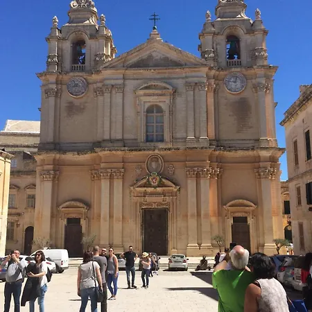 度假居 Unique 18th Century Converted Windmill In The Heart Of