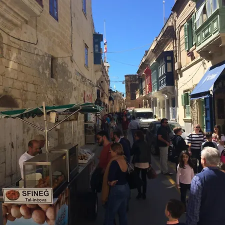 Unique 18th Century Converted Windmill In The Heart Of Рабат
