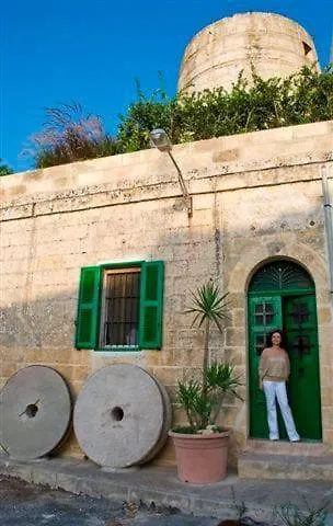 Unique 18th Century Converted Windmill In The Heart Of 度假居 *