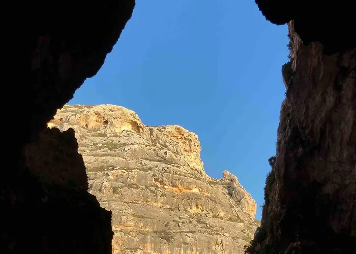 בית נופש Unique 18th Century Converted Windmill In The Heart Of רבאט